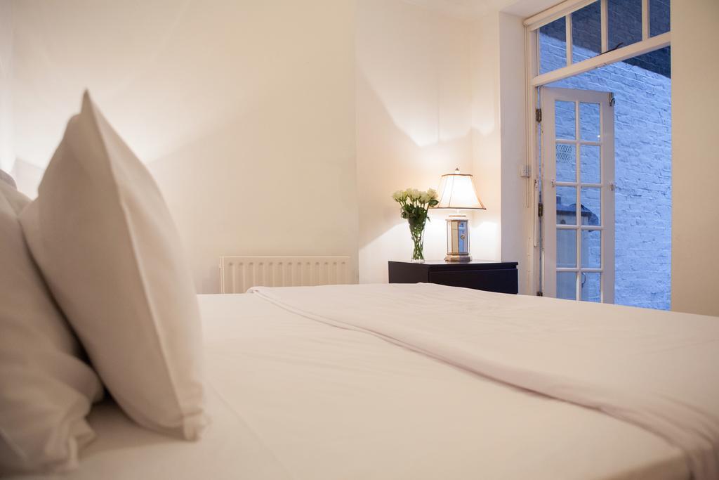 Victoria Station Apartment London Eksteriør bilde