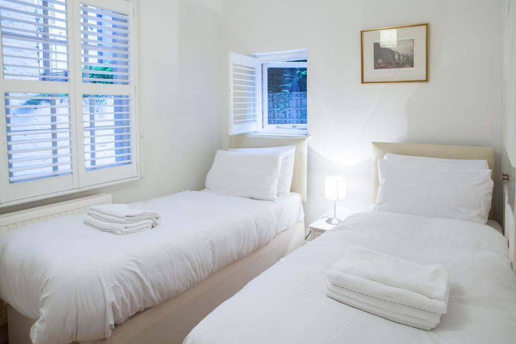 Victoria Station Apartment London Eksteriør bilde