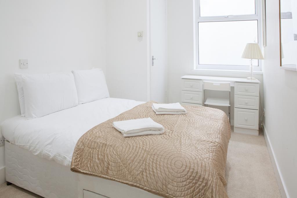 Victoria Station Apartment London Eksteriør bilde