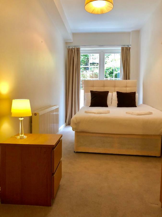 Victoria Station Apartment London Eksteriør bilde